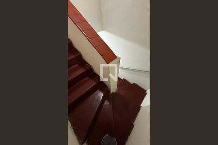Escada de casa à venda com 2 quartos, 108m² em Jardim Jamaica, Santo André