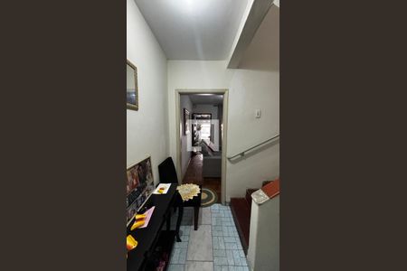 Corredor de casa à venda com 2 quartos, 108m² em Jardim Jamaica, Santo André