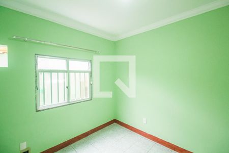 Quarto 1 de casa para alugar com 2 quartos, 100m² em Realengo, Rio de Janeiro