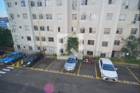 Sala - Vista de apartamento para alugar com 2 quartos, 45m² em Jardim Dona Leopoldina, Porto Alegre