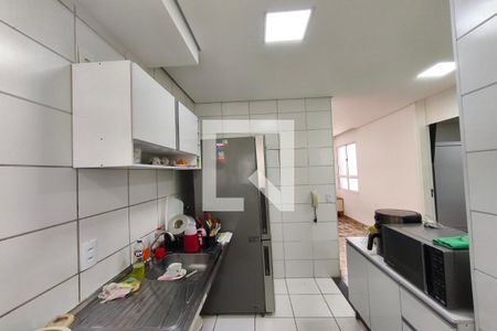 Cozinha de apartamento para alugar com 2 quartos, 44m² em Jardim do Lago Ii, Campinas