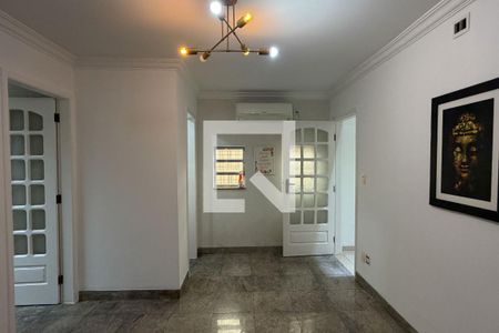 Sala 2 de casa para alugar com 3 quartos, 200m² em Embaré, Santos