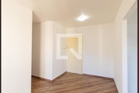 Sala de apartamento para alugar com 2 quartos, 76m² em Fanny, Curitiba