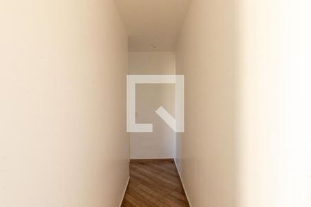 Corredor de apartamento para alugar com 2 quartos, 76m² em Fanny, Curitiba