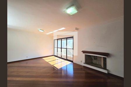 Sala de apartamento para alugar com 4 quartos, 180m² em Vila Uberabinha, São Paulo