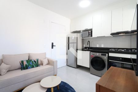 Sala/Cozinha/Área de serviço de apartamento para alugar com 2 quartos, 28m² em Água Branca, São Paulo