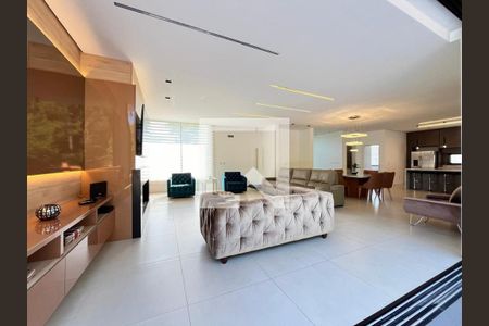 Casa de Condomínio à venda com 4 quartos, 350m² em Vila Nova, Porto Alegre