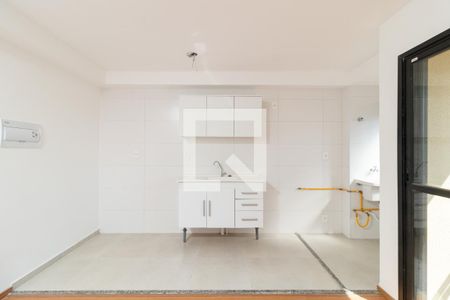 Sala/cozinha de apartamento para alugar com 2 quartos, 44m² em Vila Gustavo, São Paulo