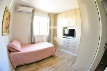Apartamento à venda com 3 quartos, 67m² em Humaitá, Porto Alegre
