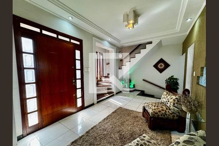 Casa à venda com 3 quartos, 268m² em Carlos Prates, Belo Horizonte