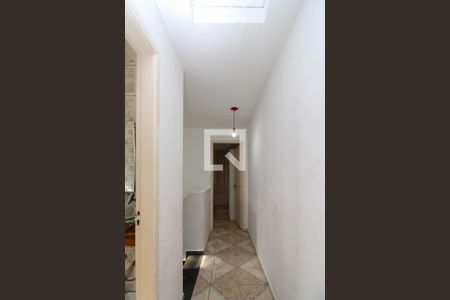 Corredor  de casa à venda com 2 quartos, 76m² em Jardim das Palmas, São Paulo