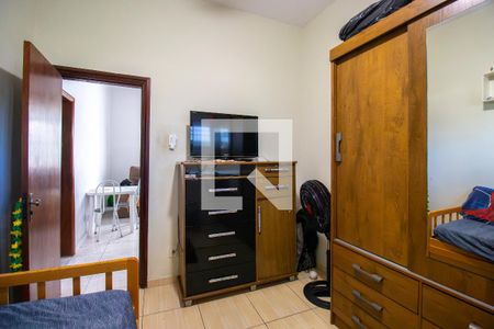 Quarto 2 de casa à venda com 3 quartos, 160m² em Irajá, Rio de Janeiro