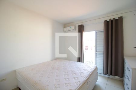 Quarto Suíte de casa para alugar com 3 quartos, 200m² em Vila Cavaton, São Paulo