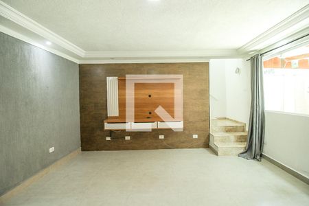 Casa para alugar com 3 quartos, 200m² em Vila Cavaton, São Paulo