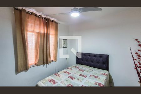 Quarto 1 de casa à venda com 2 quartos, 67m² em Brás de Pina, Rio de Janeiro