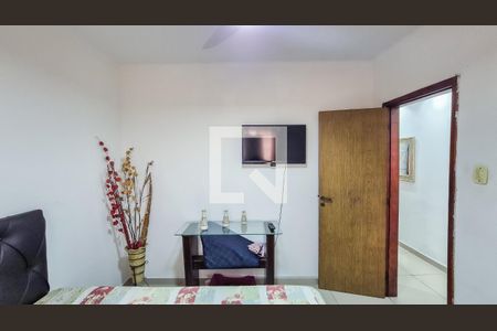 Quarto 1 de casa à venda com 2 quartos, 67m² em Brás de Pina, Rio de Janeiro