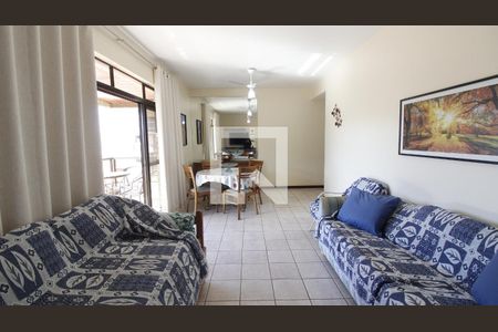 Sala de apartamento para alugar com 3 quartos, 109m² em Vila Nova, Cabo Frio