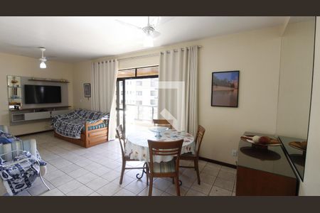 Sala de apartamento para alugar com 3 quartos, 109m² em Vila Nova, Cabo Frio