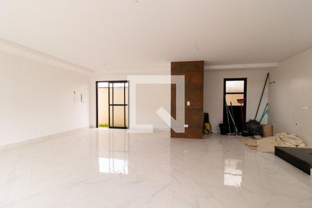 Casa de Condomínio à venda com 3 quartos, 139m² em Uberaba, Curitiba