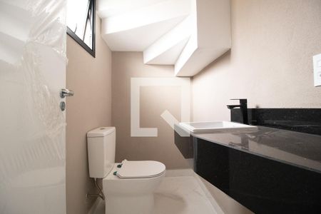Lavabo de casa de condomínio à venda com 3 quartos, 139m² em Uberaba, Curitiba