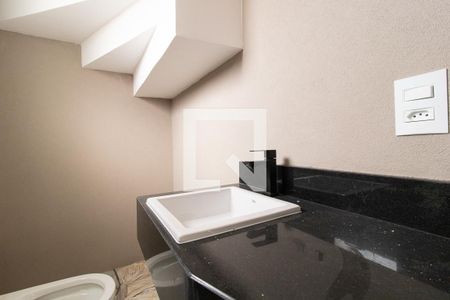 Lavabo de casa de condomínio à venda com 3 quartos, 139m² em Uberaba, Curitiba