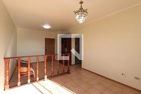 Sala de TV de apartamento à venda com 3 quartos, 109m² em Vila Guiomar, Santo André