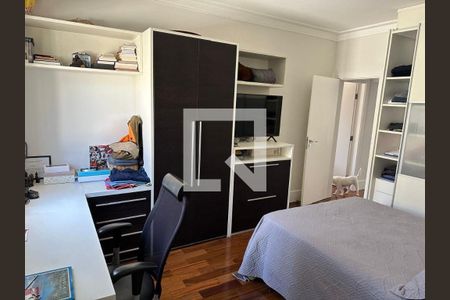 Casa à venda com 4 quartos, 460m² em Tamboré, Santana de Parnaíba