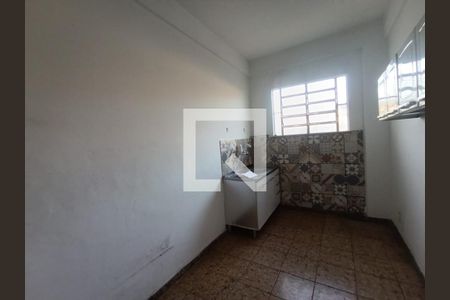 Casa para alugar com 1 quarto, 35m² em Centro, Nilópolis