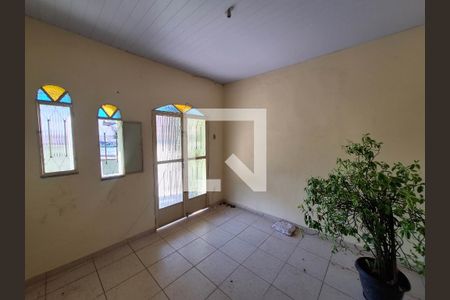 Sala de casa de condomínio para alugar com 3 quartos, 60m² em Santa Rosa, Niterói