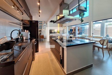 Cozinha de casa para alugar com 3 quartos, 192m² em Itaipu, Niterói