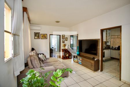 Sala de TV de casa à venda com 3 quartos, 280m² em Santa Cruz (barreiro), Belo Horizonte