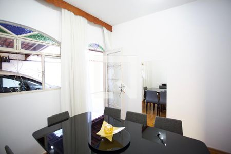 Sala de casa à venda com 3 quartos, 280m² em Santa Cruz (barreiro), Belo Horizonte