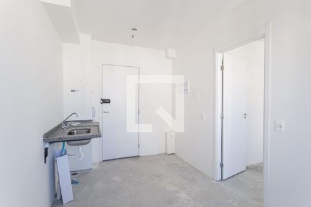 Sala/Cozinha de apartamento à venda com 1 quarto, 24m² em Vila Nova Conceição, São Paulo