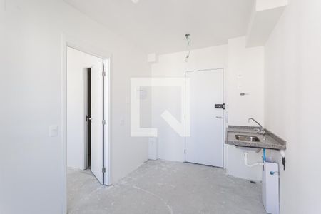 Sala/Cozinha de apartamento à venda com 1 quarto, 24m² em Vila Nova Conceição, São Paulo