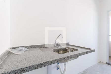 Sala/Cozinha de apartamento à venda com 1 quarto, 24m² em Vila Nova Conceição, São Paulo