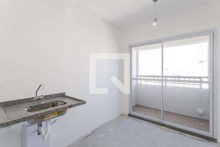 Sala/Cozinha de apartamento à venda com 1 quarto, 24m² em Vila Nova Conceição, São Paulo