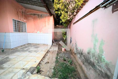 Casa à venda com 3 quartos, 100m² em Residencial Forteville, Goiânia