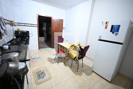 Casa à venda com 3 quartos, 100m² em Residencial Forteville, Goiânia