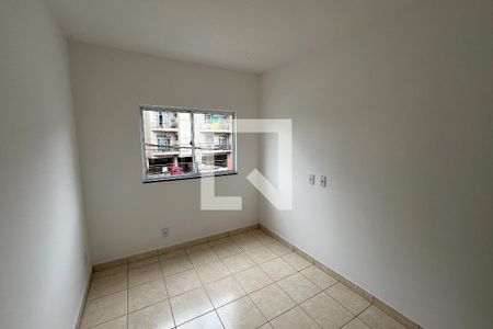 Quarto 1 de apartamento para alugar com 2 quartos, 51m² em Ilha do Governador, Rio de Janeiro