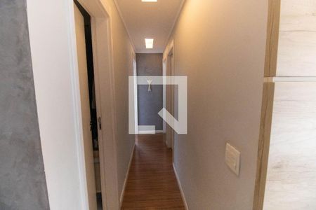 Corredor  de apartamento à venda com 3 quartos, 72m² em Fonseca, Niterói