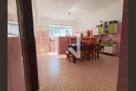 Casa à venda com 3 quartos, 360m² em Alvorada, Contagem