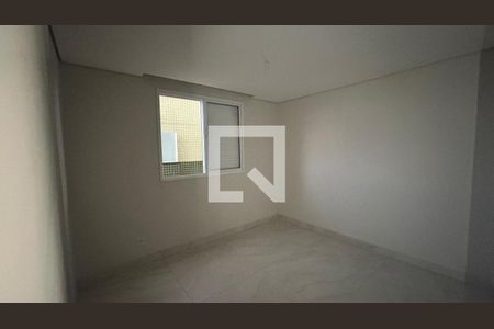 Apartamento à venda com 3 quartos, 83m² em Cabral, Contagem