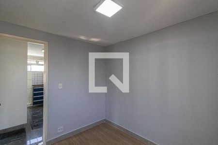 Quarto 1 de apartamento para alugar com 2 quartos, 56m² em Itaquera, São Paulo