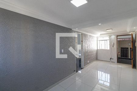 Sala de apartamento para alugar com 2 quartos, 56m² em Itaquera, São Paulo