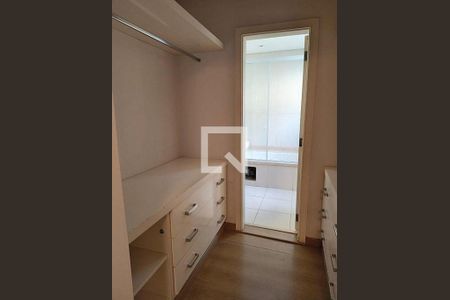Casa à venda com 2 quartos, 125m² em Campo Belo, São Paulo