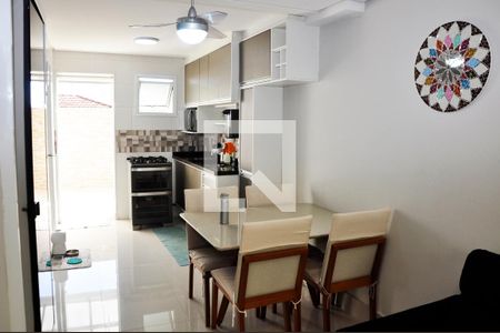 Detalhe - Sala e Sala de Jantar de casa de condomínio à venda com 2 quartos, 89m² em Vila Mangalot, São Paulo