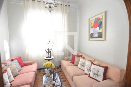 Sala de casa à venda com 5 quartos, 400m² em Grajaú, Rio de Janeiro