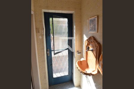 Lavabo de casa à venda com 5 quartos, 400m² em Grajaú, Rio de Janeiro