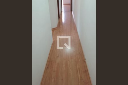 Corredor de casa à venda com 3 quartos, 240m² em Vila Esperança, São Paulo