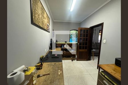 Quarto 1 de casa à venda com 5 quartos, 295m² em Jardim Silveira, Barueri
